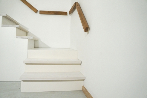 Stair tread Solid Ash Hardwood, prime grade, 40 mm, chalked white oiled